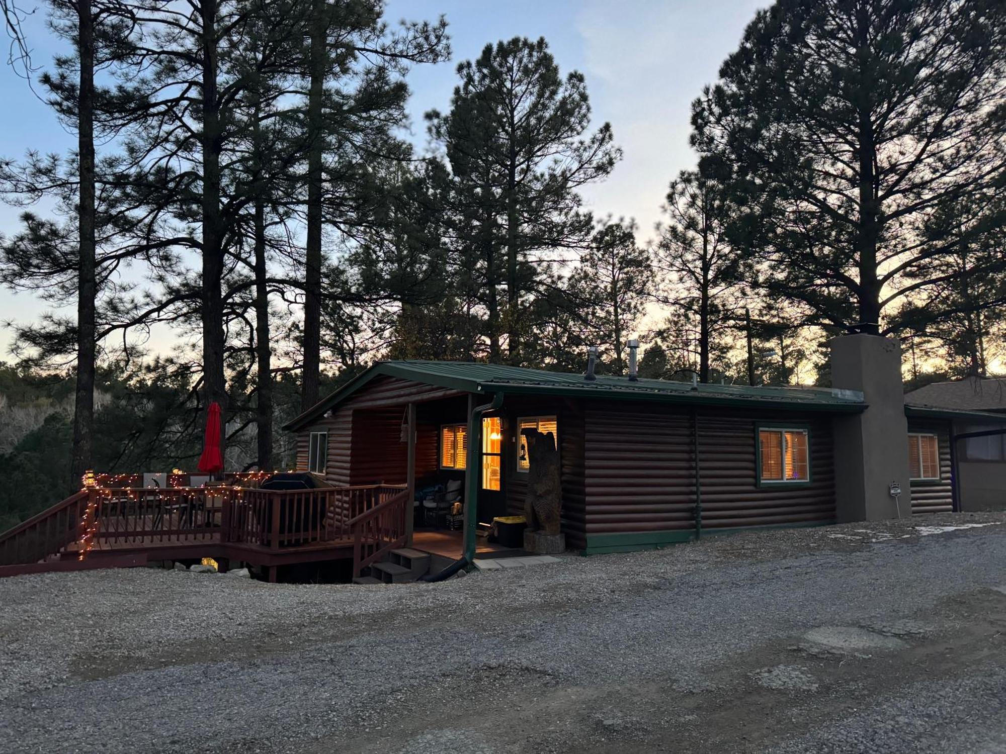 Gonzales Cozy Little Bear Cabin Ruidoso Bagian luar foto